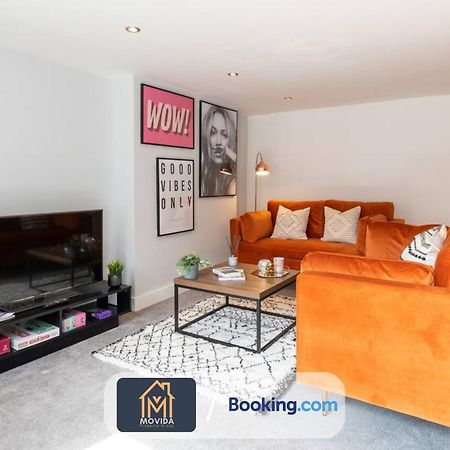 Stylish Two Bed Town Centre Apartment By Movida Property Group Short Lets & Serviced Accommodation With Parking Харрогейт Экстерьер фото